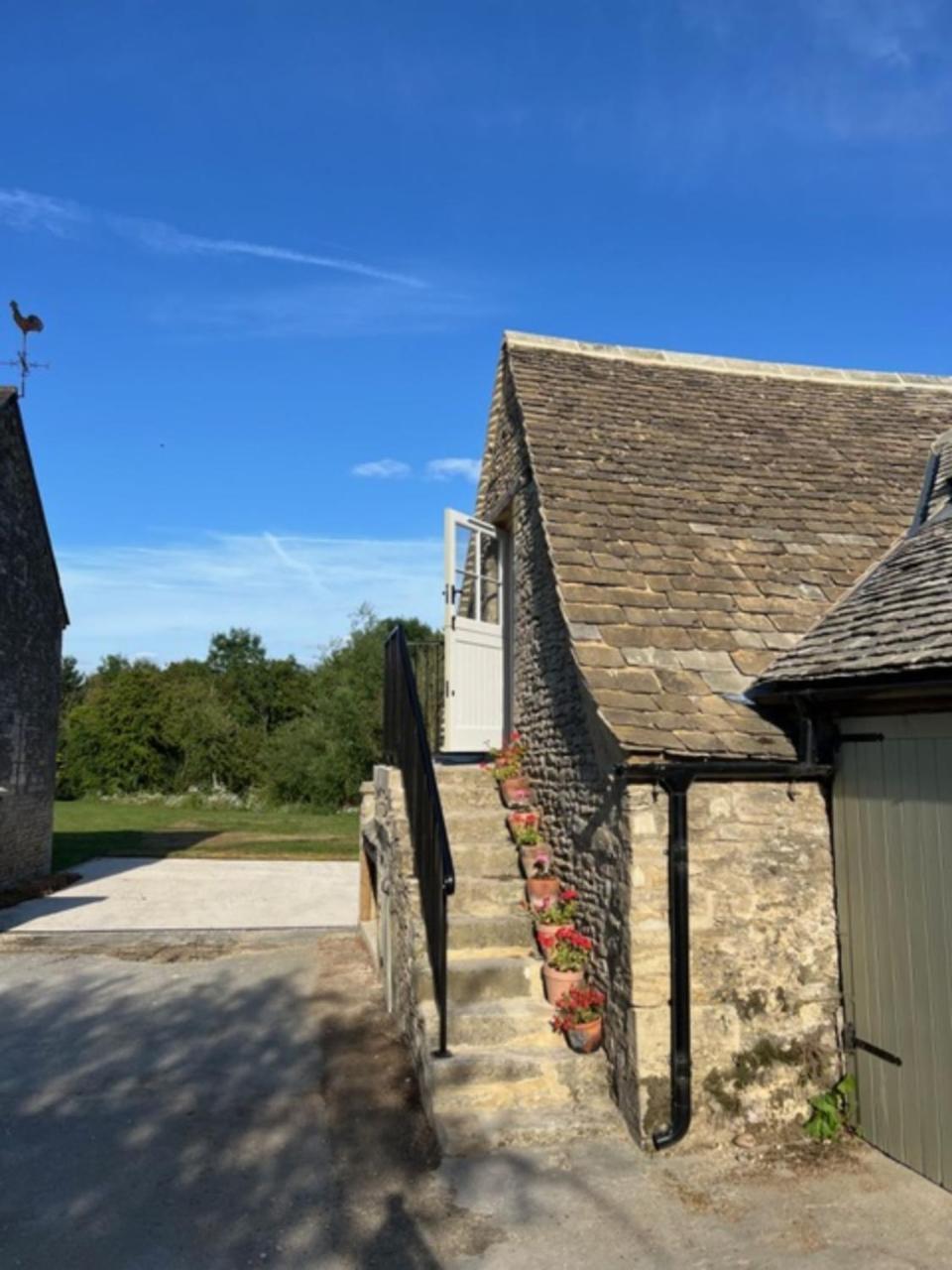 헤일리 Idyllic Secluded Hideaway With Countryside Views On The Edge Of The Cotswolds 빌라 외부 사진