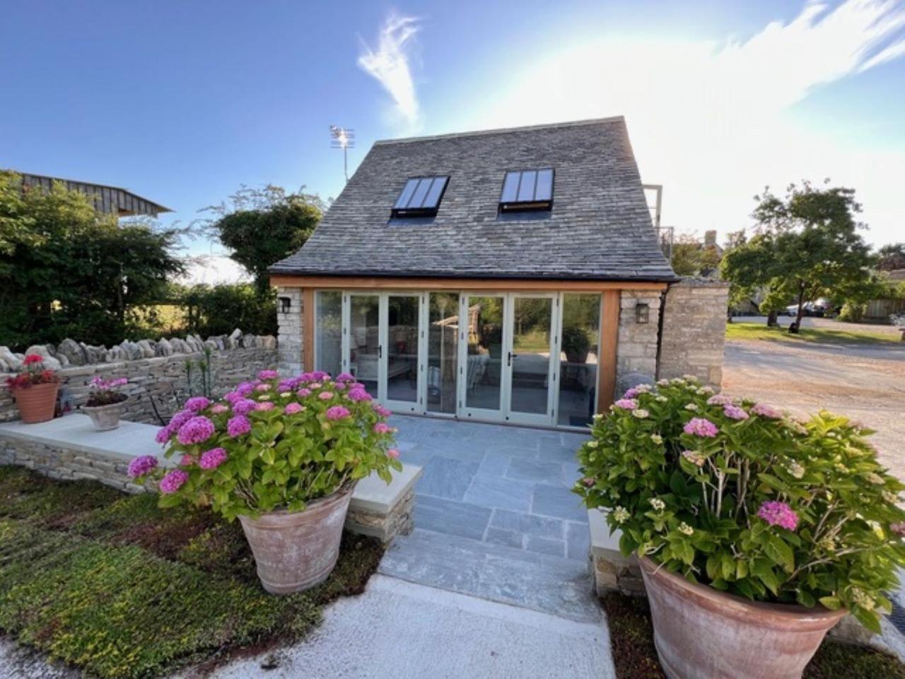 헤일리 Idyllic Secluded Hideaway With Countryside Views On The Edge Of The Cotswolds 빌라 외부 사진