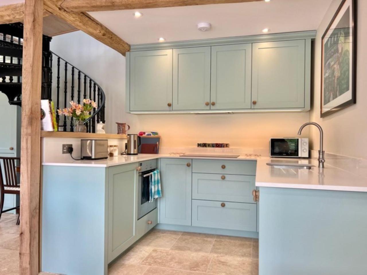 헤일리 Idyllic Secluded Hideaway With Countryside Views On The Edge Of The Cotswolds 빌라 외부 사진