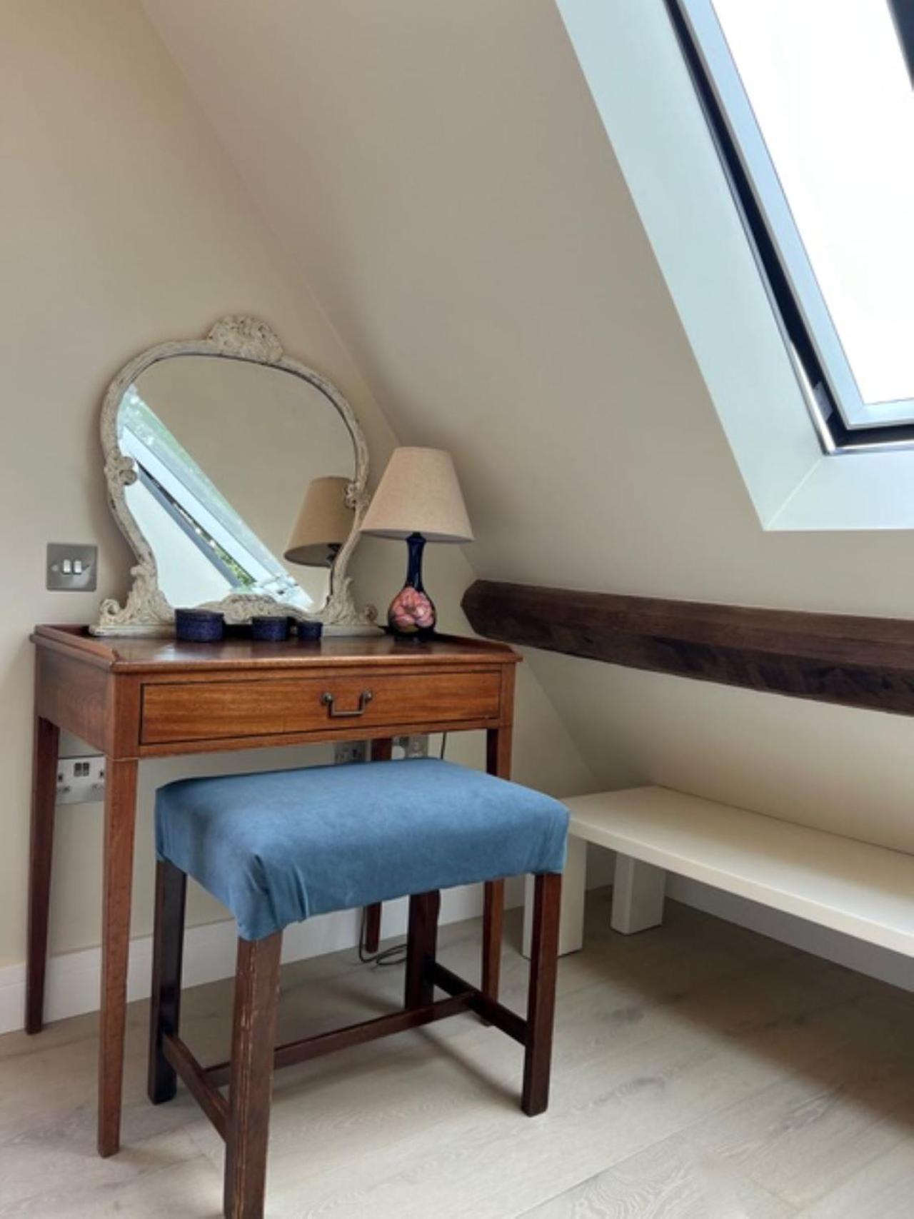 헤일리 Idyllic Secluded Hideaway With Countryside Views On The Edge Of The Cotswolds 빌라 외부 사진