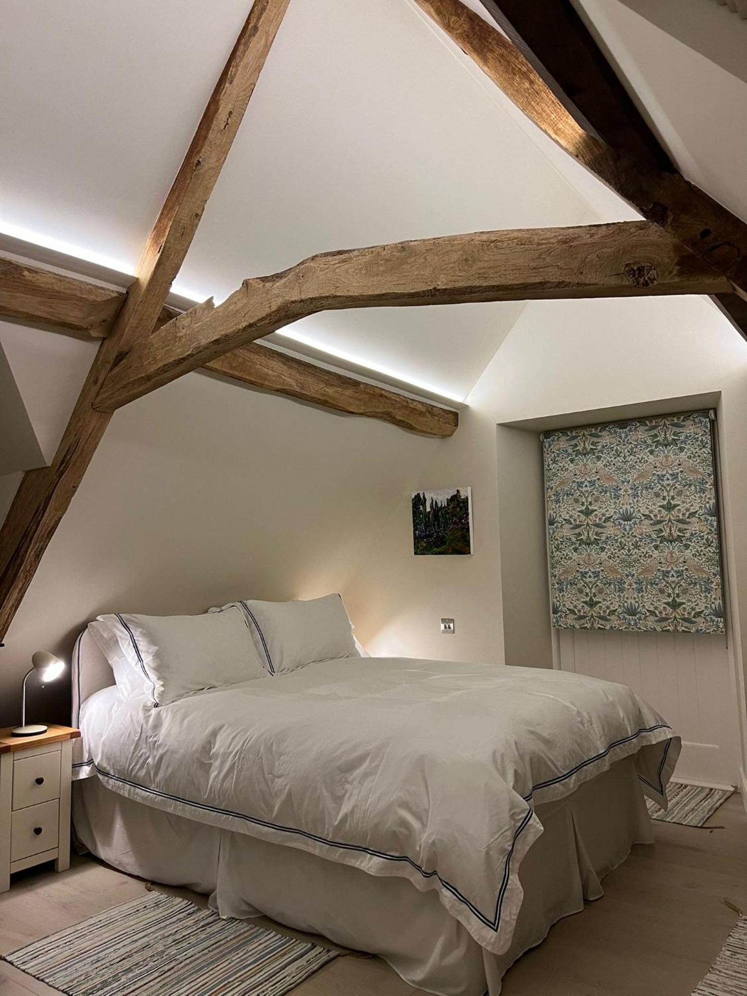 헤일리 Idyllic Secluded Hideaway With Countryside Views On The Edge Of The Cotswolds 빌라 외부 사진